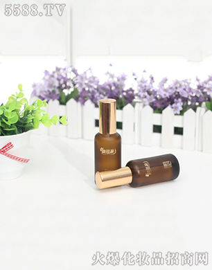 �V�ݶU�B(y��ng)����Ƽ����޹�˾����������(j��ng)Ԫͨ�P��