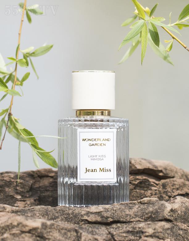 �㽭�G�һ��yƷ���޹�˾��С�������ɾ����@Ůʿ��ˮ