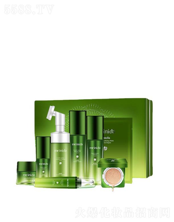 �V����¶�˻��yƷ���޹�˾���V����¶��  �����_(d��)�eѩ���a(b��)ˮ����˼��׺�   �a(b��)ˮ����