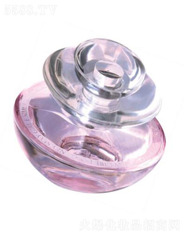 �Ռ��мΌ����û������޹�˾����˹�����Ը�Ů����ˮ