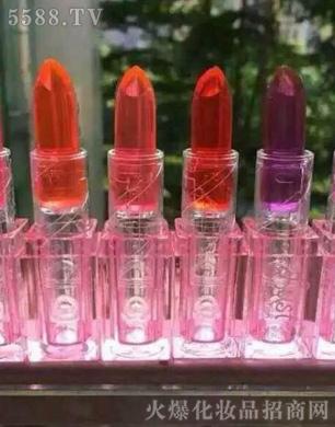 �Ȼ����ʹ����ڼt