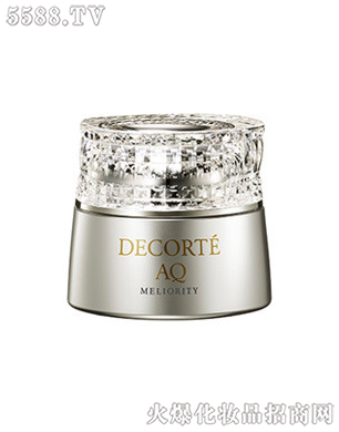 ����AQ���;�_����˪