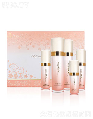 ���Ķ�Ԫ���oϵ��