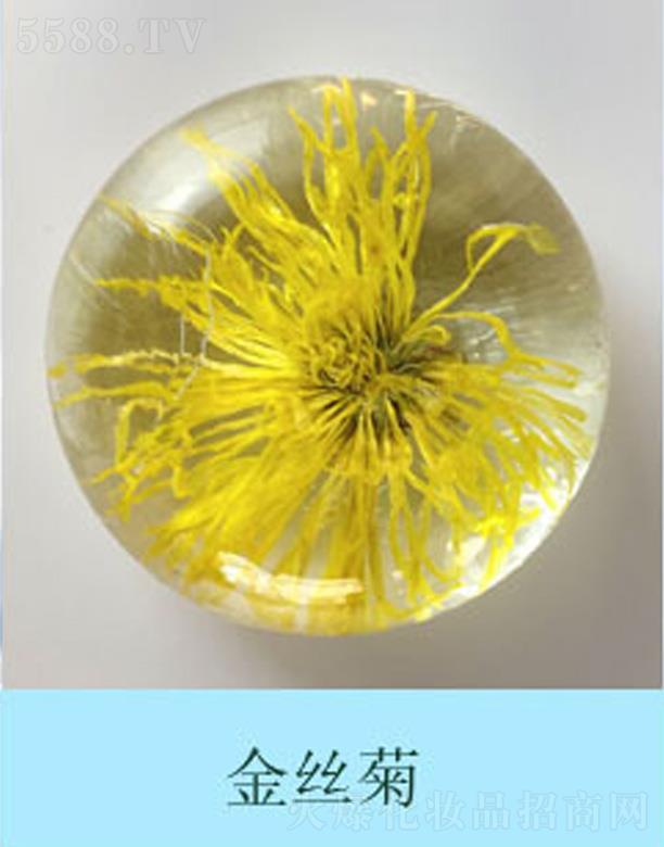 �������r������z��