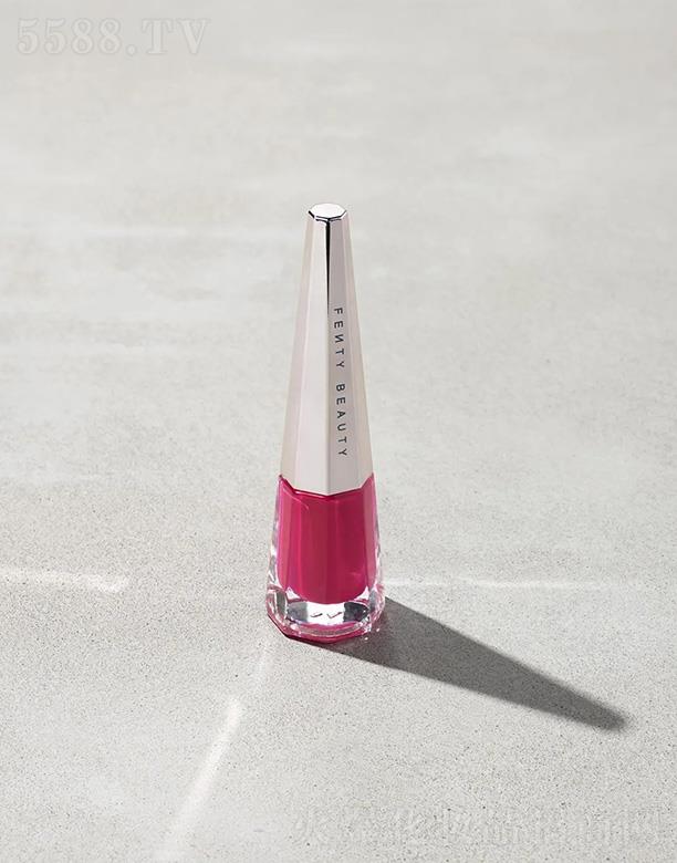 Fenty Beauty�z�q�־�Һ�w�ڼt���ϵ�У�������ʷۣ��|(zh��)���pӯ���m�w�(y��n)��