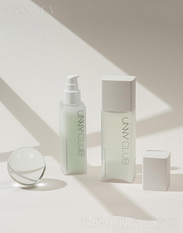 ���˿�����ˬ�׺�ӯ͸�̝��׺�  �a(b��)ˮ����