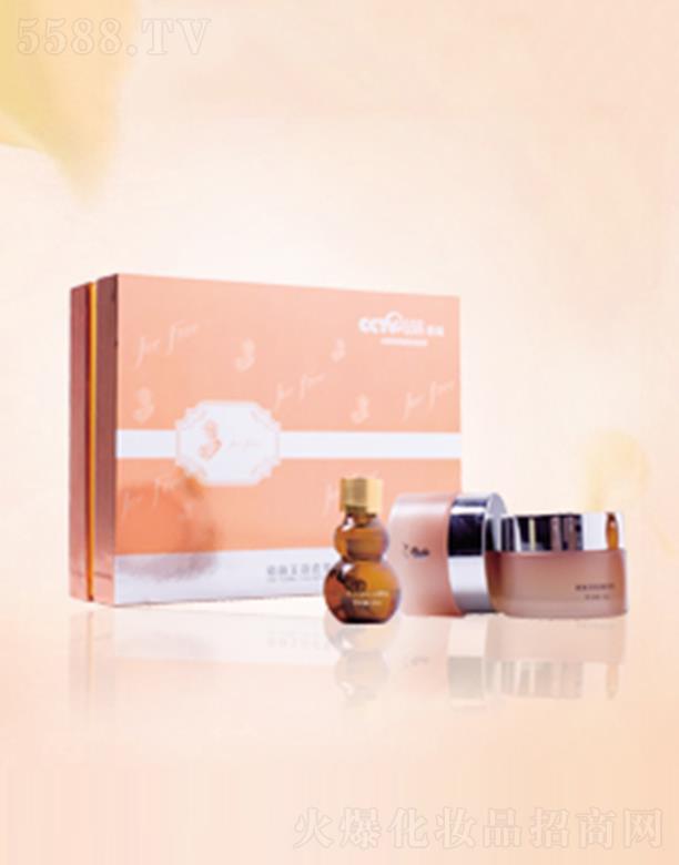 �������������b