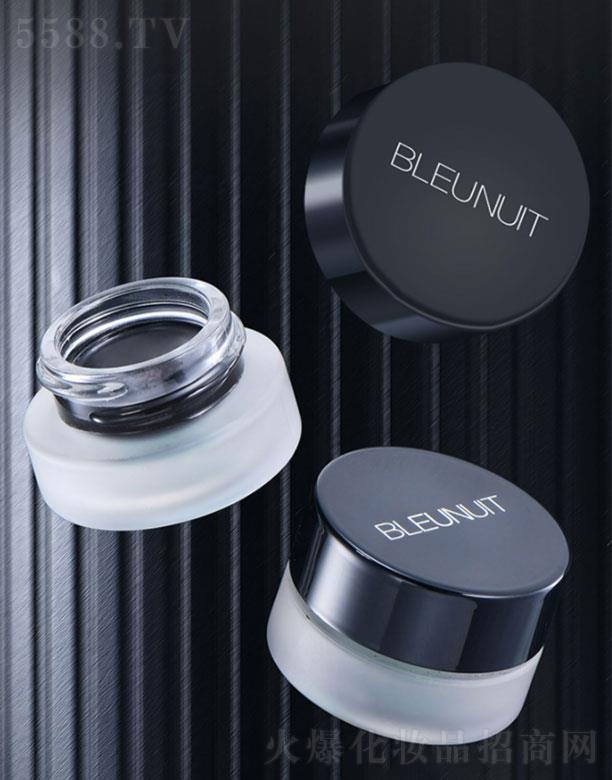 ���{�����۾���