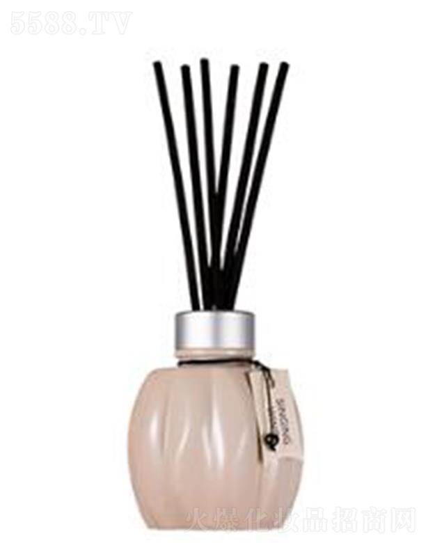 ���D���L������޹