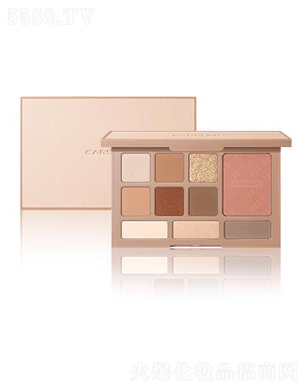 �����m����Ǽ�ʮɫ�C�Ϸ۱P