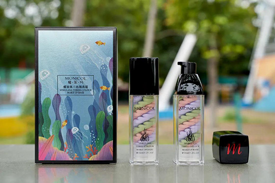 ��������ɫ���x˪