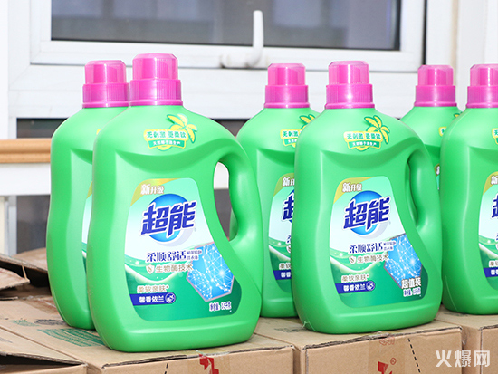 ��(��i)����Ů��(ji��)���𱬾W(w��ng)�ɰl(f��)Ů�񌣌ٶY��