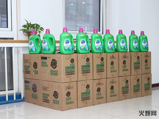 ��(��i)����Ů��(ji��)���𱬾W(w��ng)�ɰl(f��)Ů�񌣌ٶY��