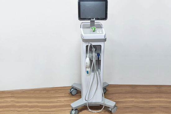 �������˥�x