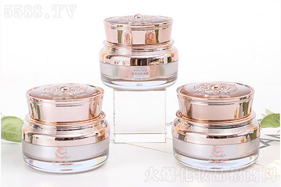 �ŭZ��ѩ��w��˪