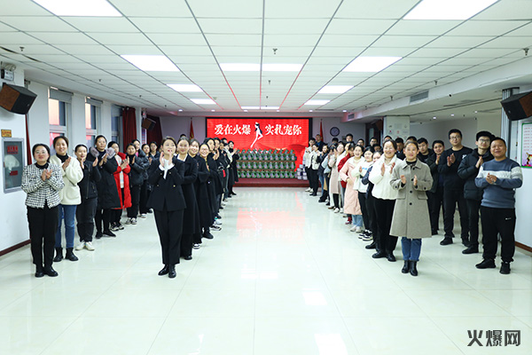 �펽�`���A�������»����𱬾W(w��ng)��T���l(f��)��Ů��(ji��)�YƷ��