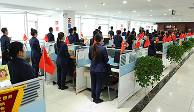 �𱬾W(w��ng)��Ӣ�F(tu��n)�(du��)